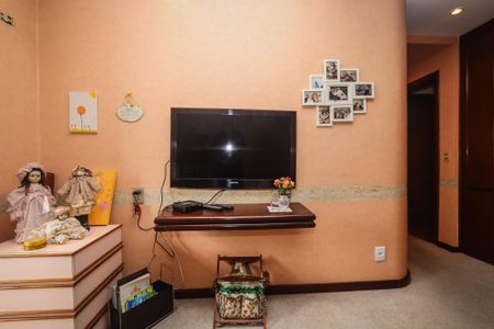 Apartamento à venda com 367m², 4 quartos e 4 vagas Apartamento à venda com 367m², 4 quartos e 4 vagasSuite 3