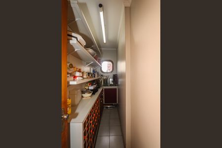 Apartamento à venda com 367m², 4 quartos e 4 vagas Apartamento à venda com 367m², 4 quartos e 4 vagasDeposito