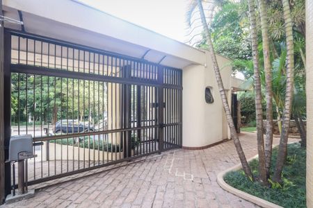 Apartamento à venda com 367m², 4 quartos e 4 vagas Apartamento à venda com 367m², 4 quartos e 4 vagasPortaria