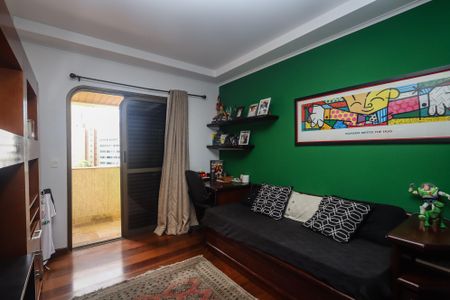 Apartamento à venda com 367m², 4 quartos e 4 vagas Apartamento à venda com 367m², 4 quartos e 4 vagasSala das Suites