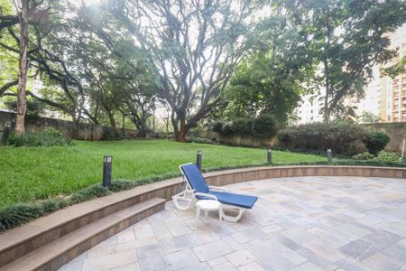 Apartamento à venda com 367m², 4 quartos e 4 vagas Apartamento à venda com 367m², 4 quartos e 4 vagasÁrea de Descanso