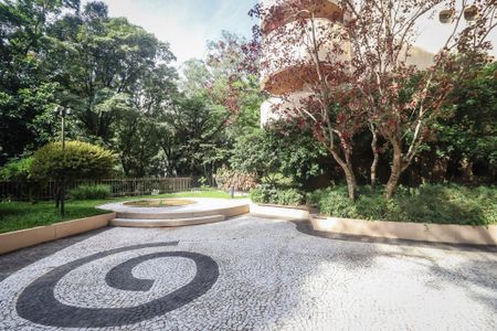 Apartamento à venda com 367m², 4 quartos e 4 vagas Apartamento à venda com 367m², 4 quartos e 4 vagasÁrea Comum