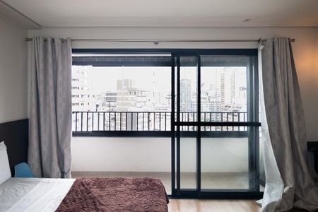 Studio à venda com 26m², 0 quarto e 1 vaga Studio à venda com 26m², 0 quarto e 1 vagaStudio