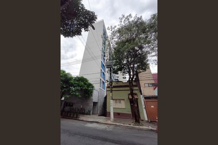 Apartamento à venda com 33m², 1 quarto e sem vaga Apartamento à venda com 33m², 1 quarto e sem vagaFachada