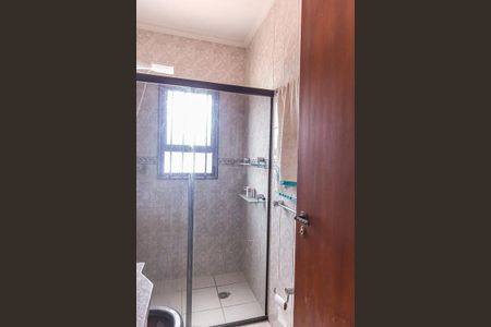 Casa à venda com 129m², 3 quartos e 2 vagasBanheiro da Suíte