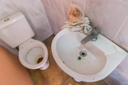 Casa à venda com 129m², 3 quartos e 2 vagasBanheiro de Serviço