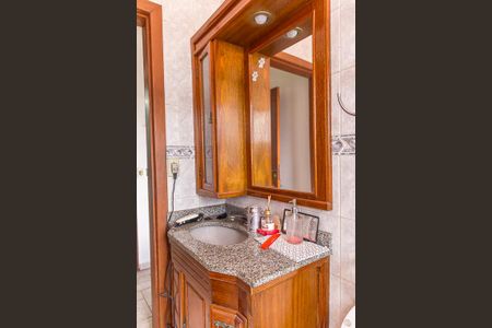 Casa à venda com 129m², 3 quartos e 2 vagasBanheiro da Suíte