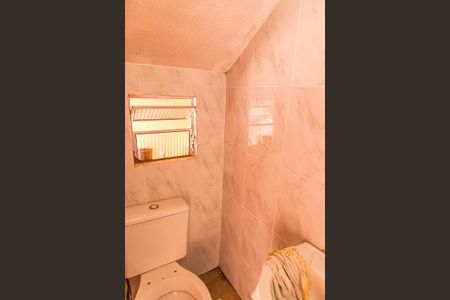 Casa à venda com 129m², 3 quartos e 2 vagasBanheiro de Serviço