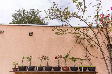 Casa à venda com 129m², 3 quartos e 2 vagasQuintal