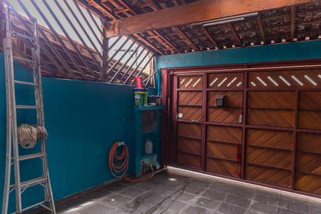 Casa à venda com 129m², 3 quartos e 2 vagasGaragem