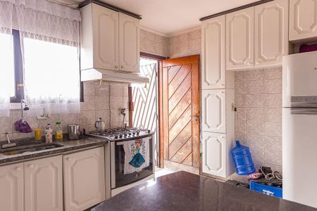 Casa à venda com 129m², 3 quartos e 2 vagasCozinha