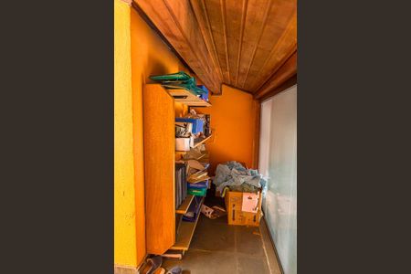 Casa à venda com 129m², 3 quartos e 2 vagasSótão da Suíte - Detalhe