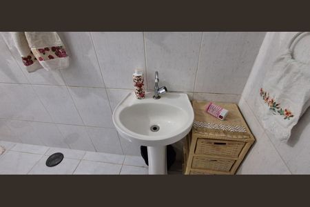 Casa à venda com 193m², 3 quartos e 3 vagasBanheiro Social