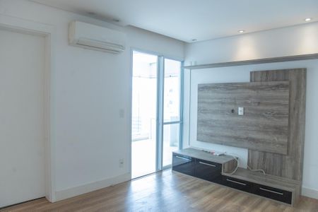 Apartamento à venda com 66m², 2 quartos e 1 vagaSala