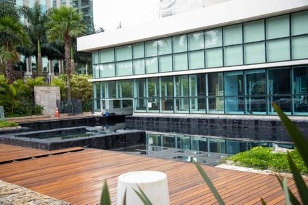 Apartamento à venda com 66m², 2 quartos e 1 vagaPiscina