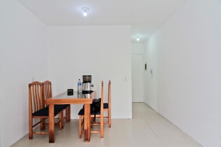 Apartamento à venda com 49m², 2 quartos e 1 vaga Apartamento à venda com 49m², 2 quartos e 1 vagaSala