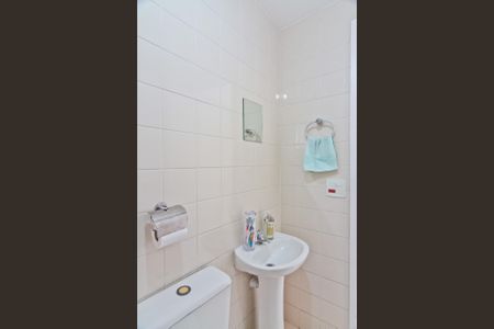 Apartamento à venda com 49m², 2 quartos e 1 vaga Apartamento à venda com 49m², 2 quartos e 1 vagaBanheiro