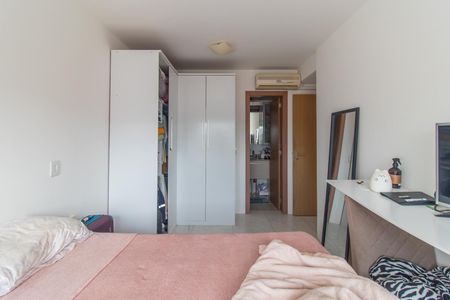 Apartamento à venda com 64m², 2 quartos e 1 vagaSuíte