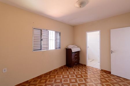 Casa à venda com 188m², 3 quartos e 2 vagas Casa à venda com 188m², 3 quartos e 2 vagasCasa 2 - Quarto