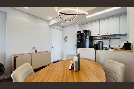 Apartamento à venda com 57m², 2 quartos e 1 vagaSala