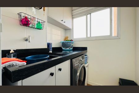 Apartamento à venda com 57m², 2 quartos e 1 vagaCozinha e Área de Serviço