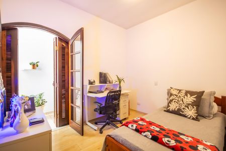 Casa à venda com 272m², 4 quartos e 2 vagasQuarto 1