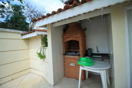 Casa de condomínio à venda com 120m², 3 quartos e 4 vagas