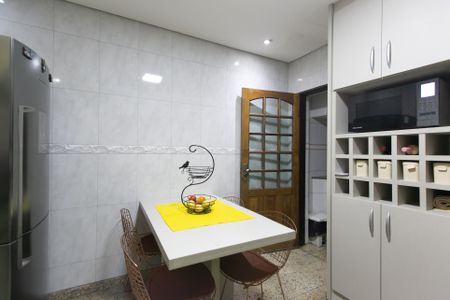 Casa para alugar com 125m², 3 quartos e 2 vagasCozinha - Armários