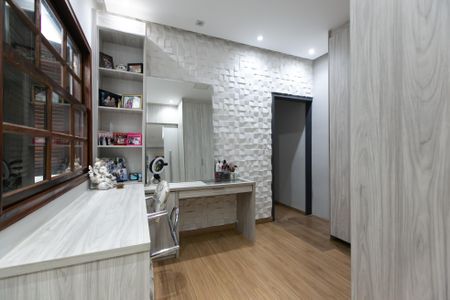 Casa para alugar com 125m², 3 quartos e 2 vagasEscritório