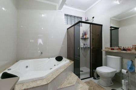 Casa para alugar com 125m², 3 quartos e 2 vagasBanheiro da Suíte 