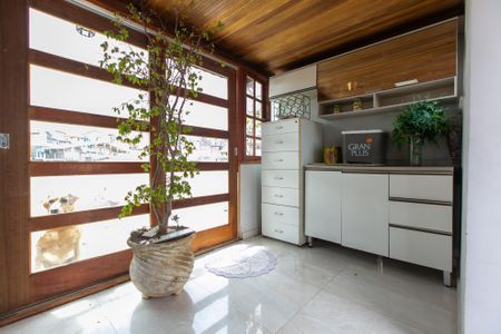 Casa para alugar com 125m², 3 quartos e 2 vagasÁrea livre 