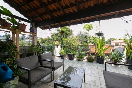 Casa para alugar com 125m², 3 quartos e 2 vagasVaranda 