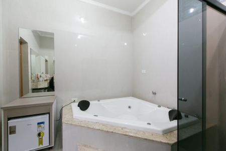 Casa para alugar com 125m², 3 quartos e 2 vagasBanheiro da Suíte 