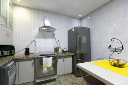 Casa para alugar com 125m², 3 quartos e 2 vagasCozinha - Armários