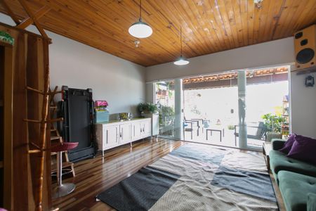 Casa para alugar com 125m², 3 quartos e 2 vagasÁrea de Jogos 