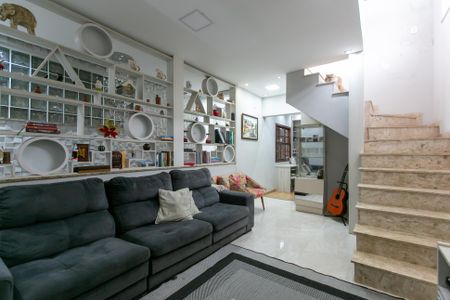 Casa para alugar com 125m², 3 quartos e 2 vagasSala