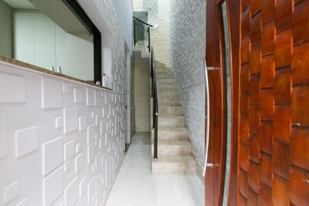 Casa para alugar com 125m², 3 quartos e 2 vagasCorredor - Entrada 