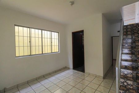 Casa à venda com 100m², 2 quartos e 2 vagasSala 2
