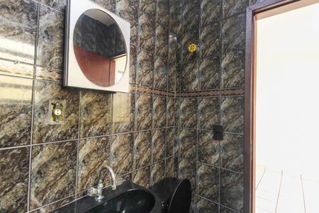 Casa à venda com 100m², 2 quartos e 2 vagasBanheiro