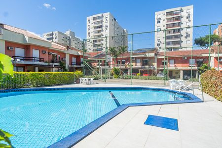 Casa de condomínio à venda com 180m², 3 quartos e 2 vagasÁrea comum - Piscina