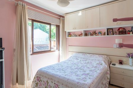 Casa de condomínio à venda com 180m², 3 quartos e 2 vagasQuarto 3 - Suíte