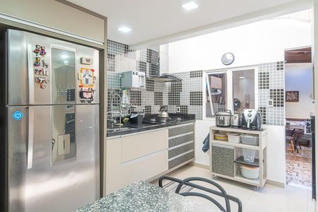 Casa de condomínio à venda com 180m², 3 quartos e 2 vagasCozinha