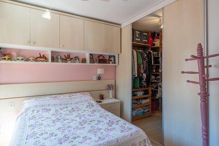 Casa de condomínio à venda com 180m², 3 quartos e 2 vagasQuarto 3 - Suíte