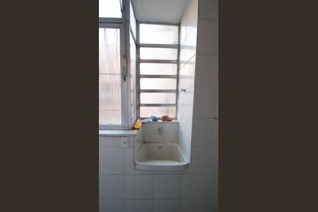 Apartamento à venda com 65m², 2 quartos e 1 vagaÁrea de Serviço