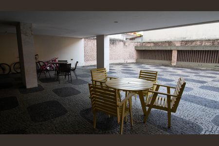 Apartamento à venda com 65m², 2 quartos e 1 vagaÁrea comum