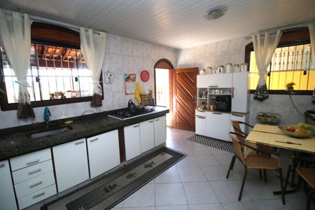 Casa à venda com 150m², 3 quartos e 4 vagasCozinha