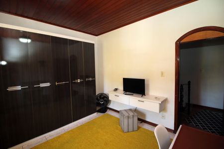 Casa à venda com 150m², 3 quartos e 4 vagasQuarto 2