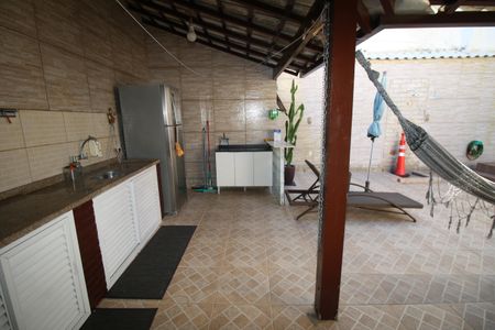 Casa à venda com 200m², 3 quartos e 1 vagaÁrea gourmet