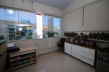 Casa à venda com 200m², 3 quartos e 1 vagaEscritório