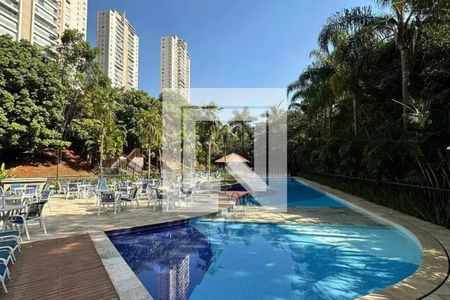 Apartamento à venda com 150m², 3 quartos e 2 vagas Apartamento à venda com 150m², 3 quartos e 2 vagasÁrea comum - Piscina